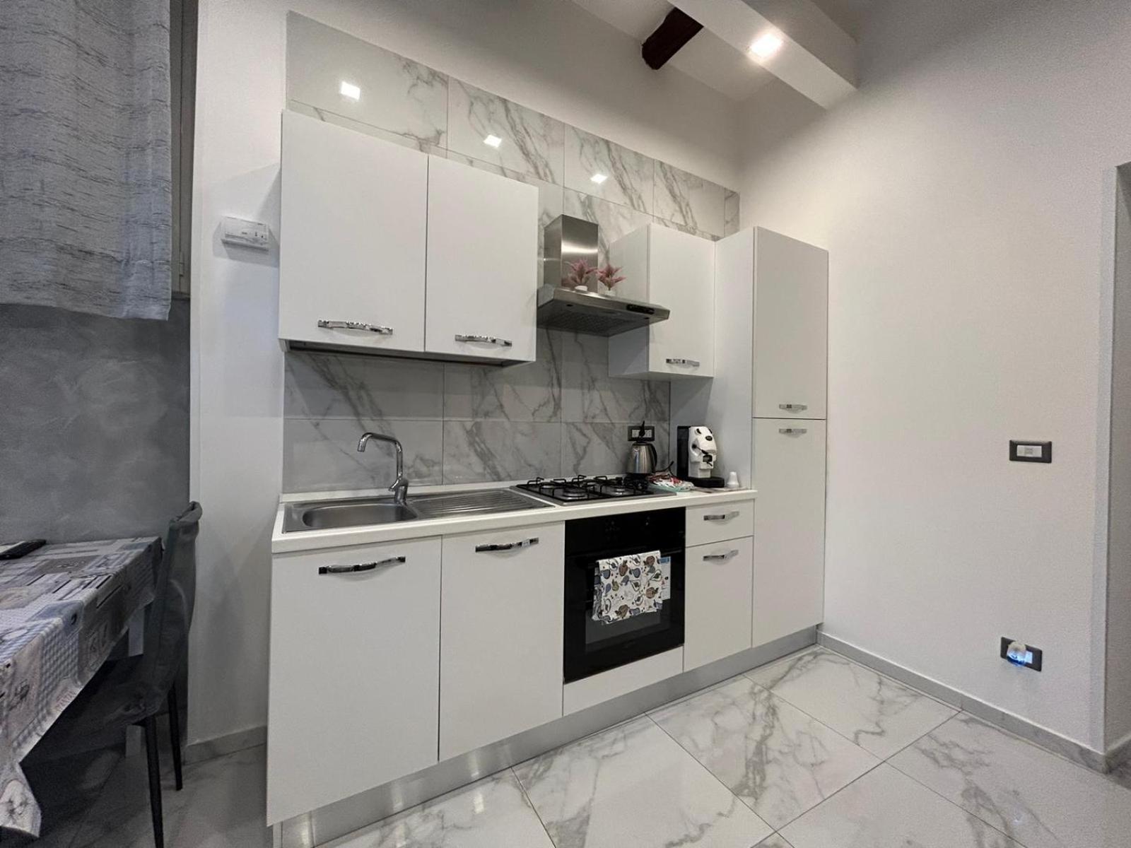Casa Tolentino Al Centro Di Napoli 빌라 외부 사진